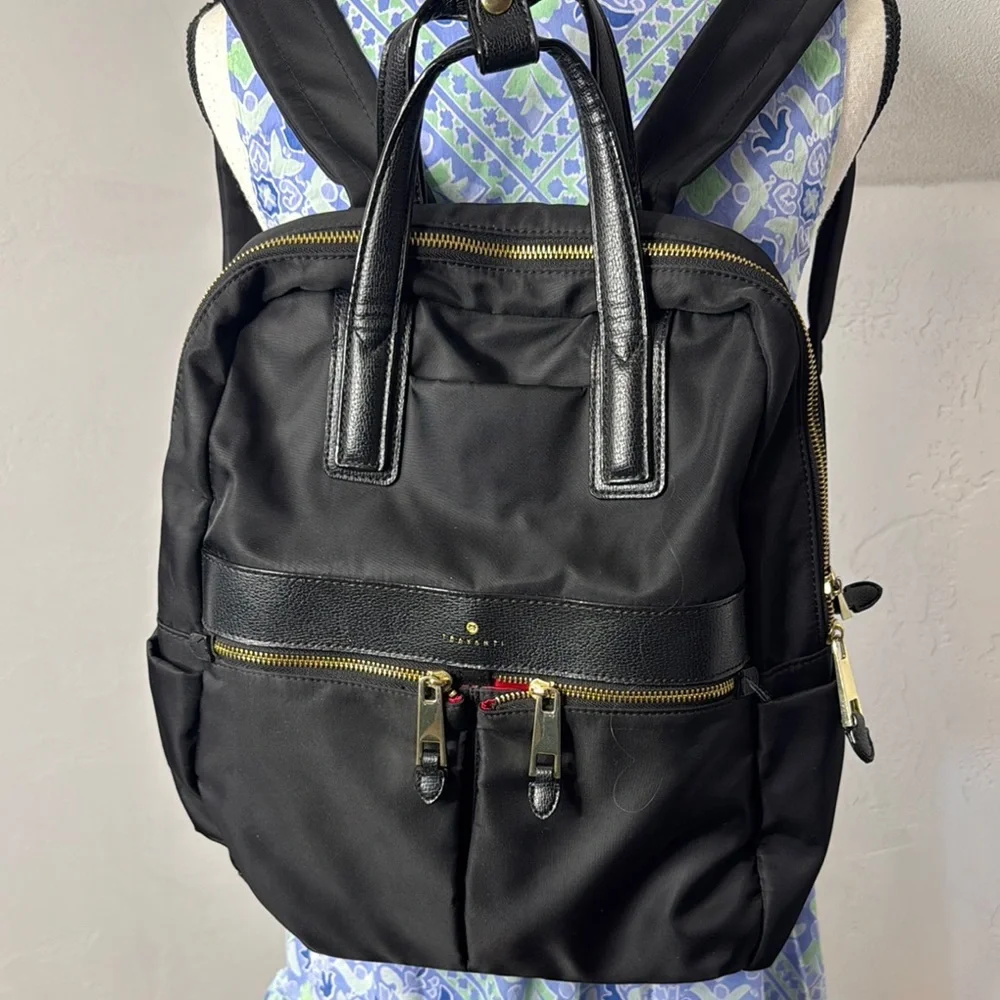Travanti Black Nylon Lightweight Travel Computer Backpack TOT7890B